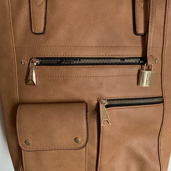 🌸 DOLCE VITA Shoulder Purse - Picture 3 of 8